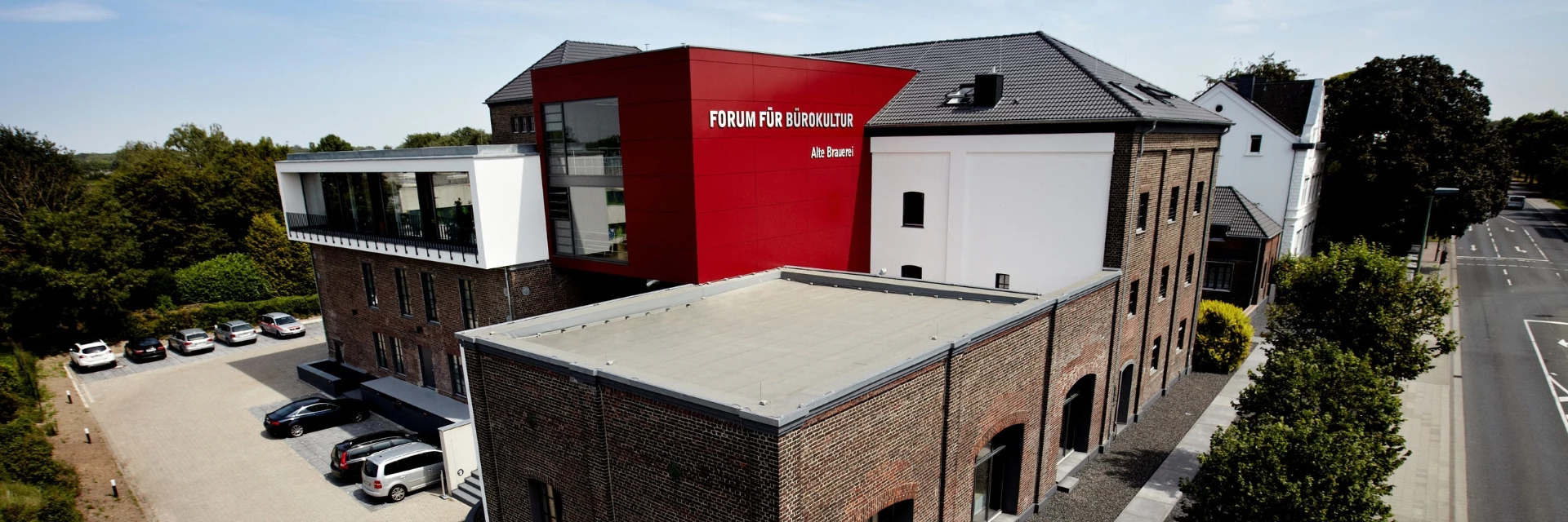 Innenansicht des Forum für Bürokultur von Inwerk in Meerbusch