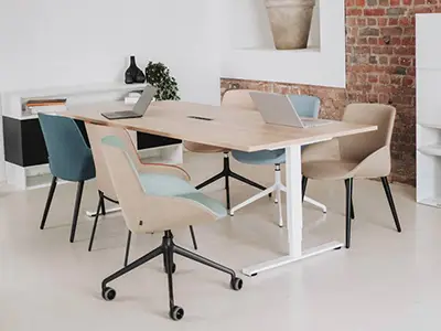 Konferenzmöbel von Inwerk