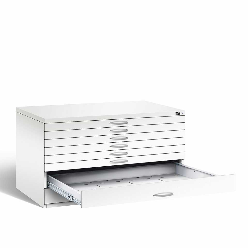 DIN A1-Planschrank Weißer flacher DIN A1-Planschrank mit 7 Schüben und mit Sockel und Deckel. Abschließbar und stapelbar.