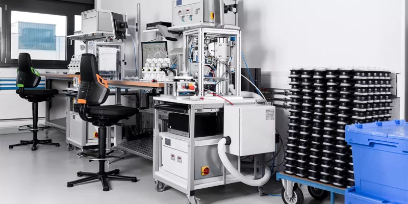 Arbeitsplätze mit Arbeitsstuhl Nexxit von Bimos
