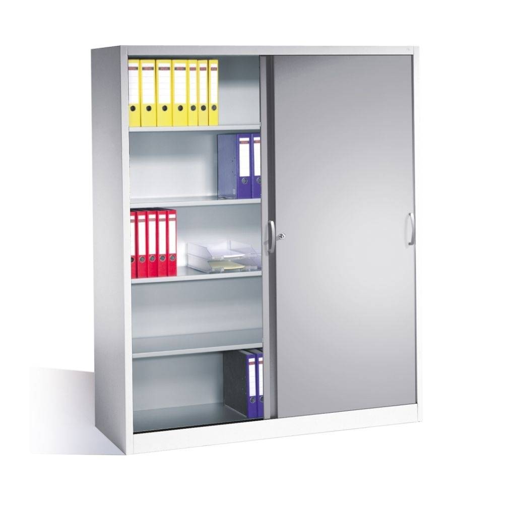 C+P S2000 Schiebetürenschrank