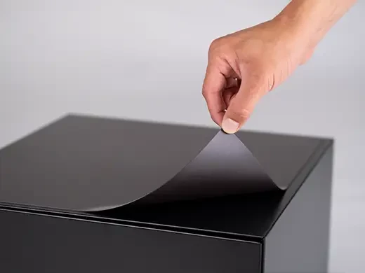 media/image/masterbox-eigenschaften-magnetfolie-werkzeuglos-520x390px.webp
