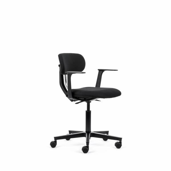 BM096905-MasterMove-3-Drehstuhl-schwarz-01.jpg