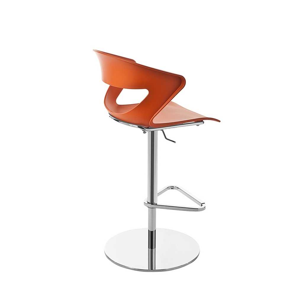 Barhocker drehbar mit Höhenverstellung Moderner Barhocker mit silbernem Tellerfuß. Orangener, drehbarer Sitz.