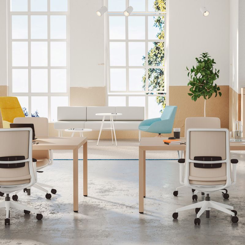 Actiu "Cool Working" mit frischen Farben und moderner Arbeitsplatzausstattung